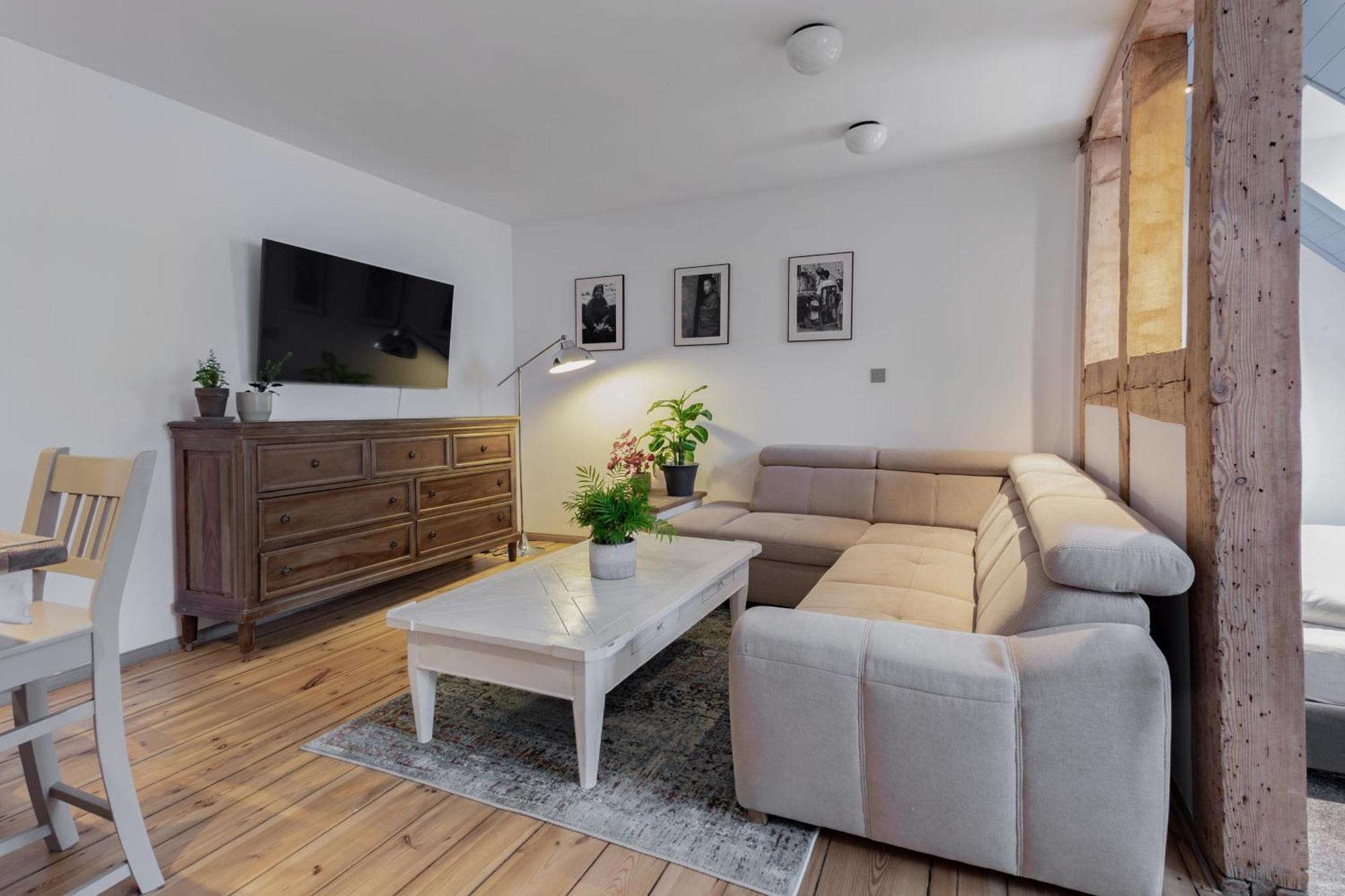 Apartment Klimatyczne Mieszkanie W Centrum Poznan