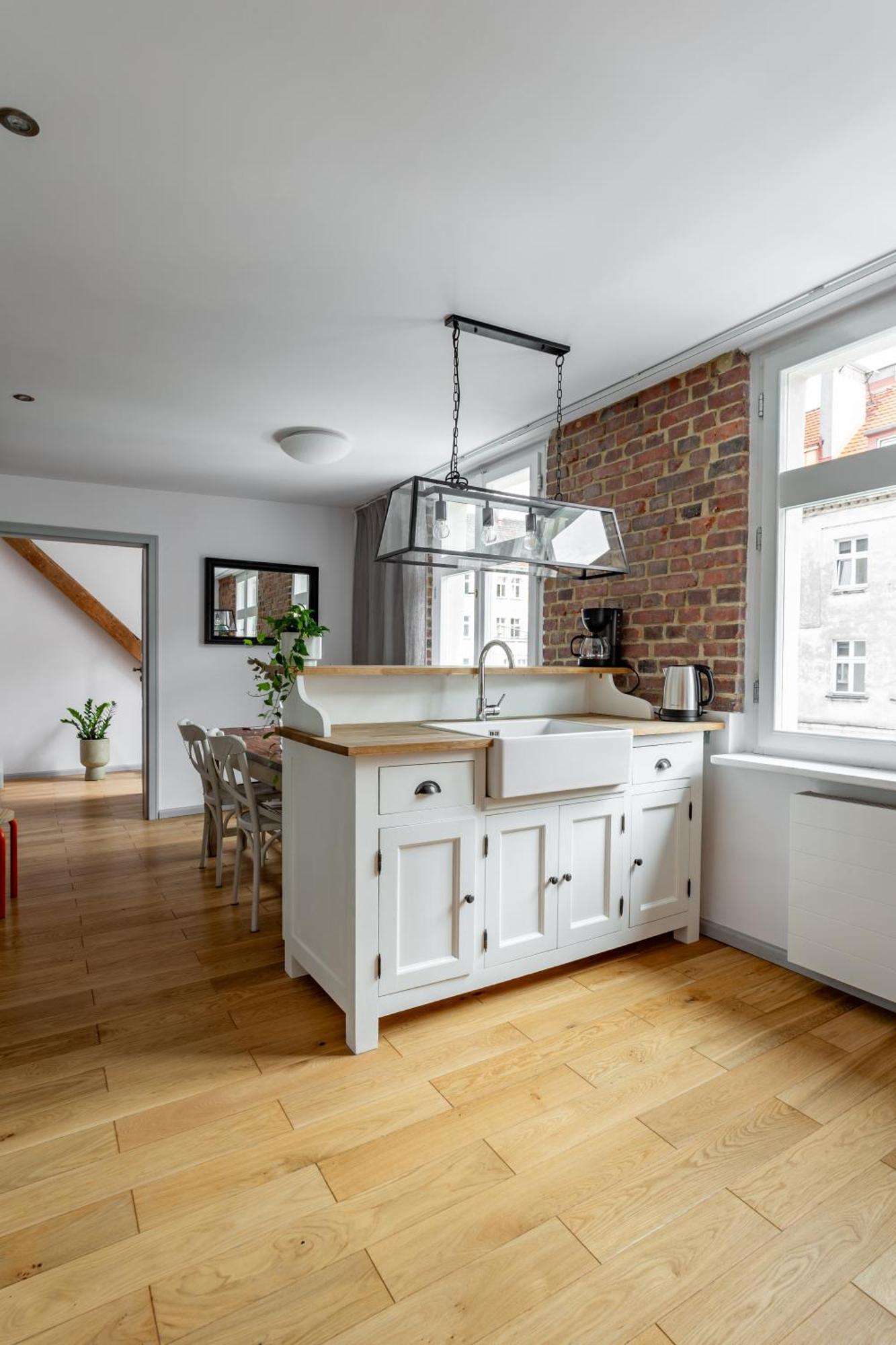 Apartment Klimatyczne Mieszkanie W Centrum Poznan