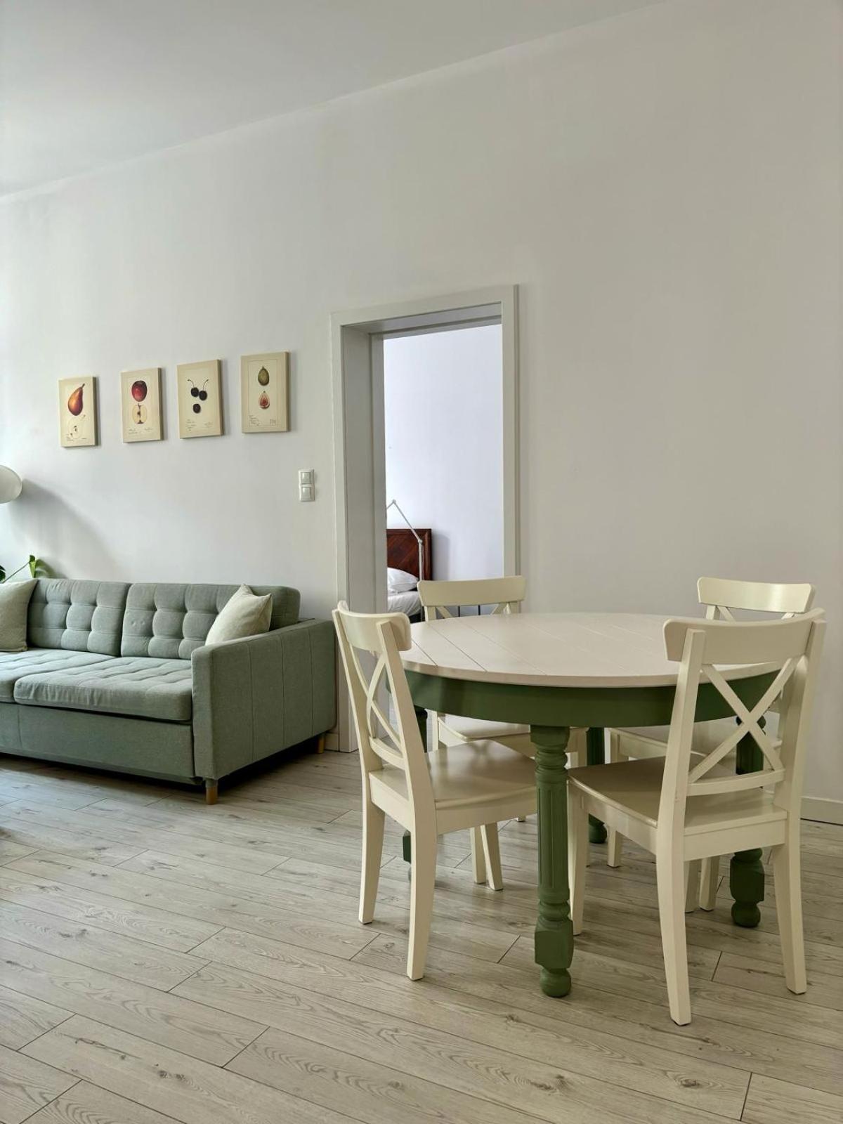 Apartment Klimatyczne Mieszkanie W Centrum Poznan