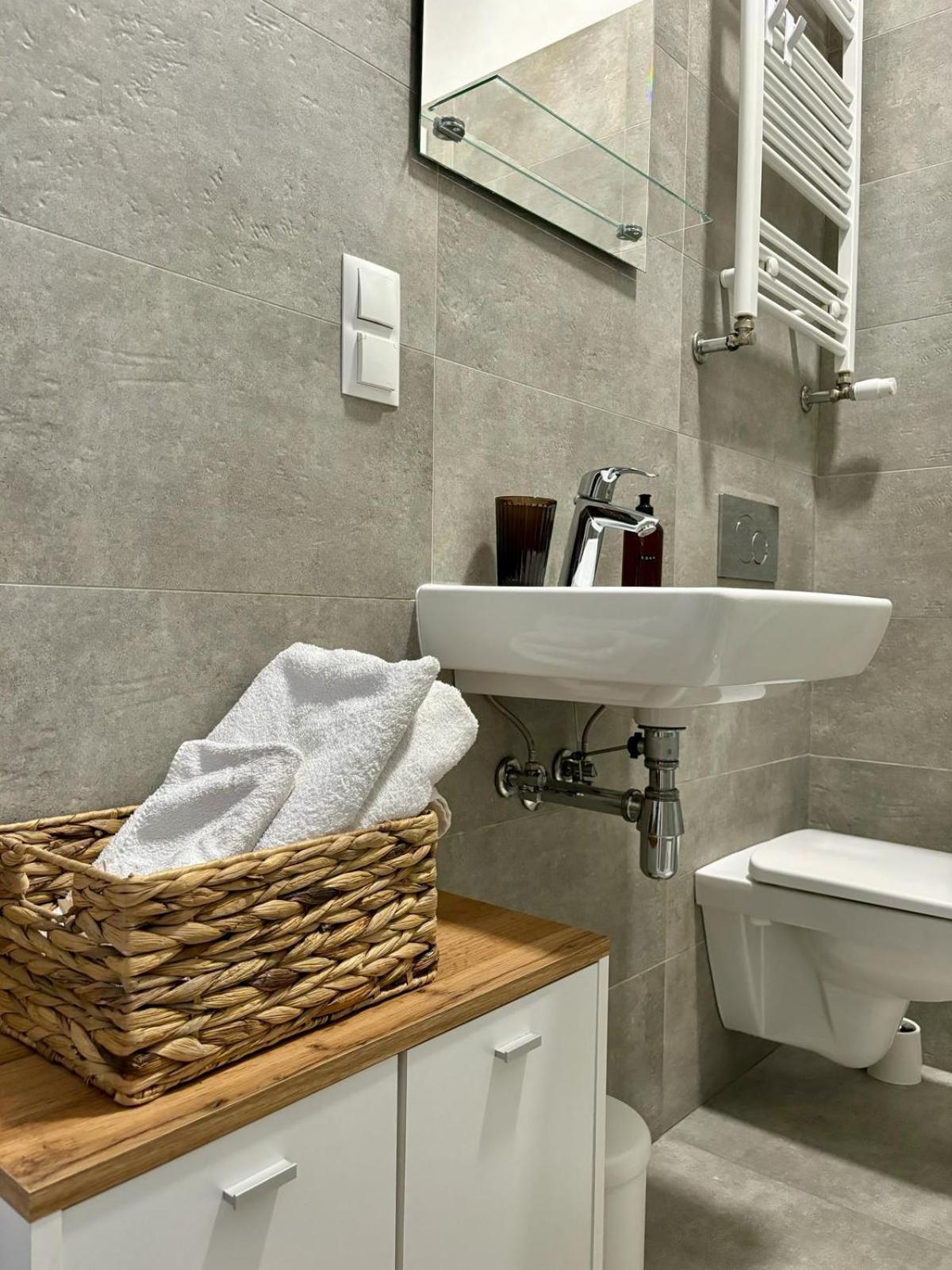 Apartment Klimatyczne Mieszkanie W Centrum